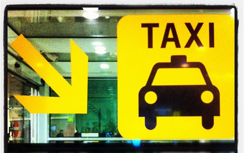 海外のタクシー乗り場