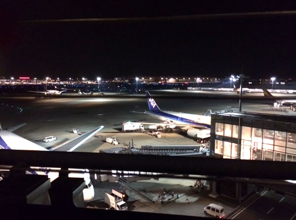 羽田空港国際線ターミナルの夜景